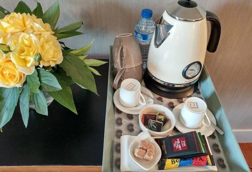 スタンダードルーム, La Closerie