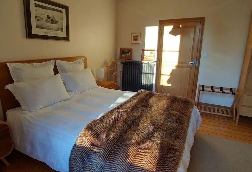 غرفة قياسية, La Closerie