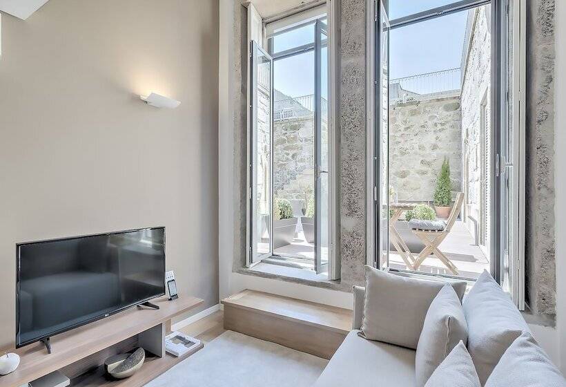 带1个卧室的高级公寓, Oporto Collection Santa Catarina Pool And Fitness   Adults Only