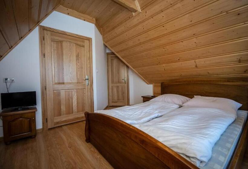 スタンダードルーム, Podhalanski Dworek Z Jacuzzi