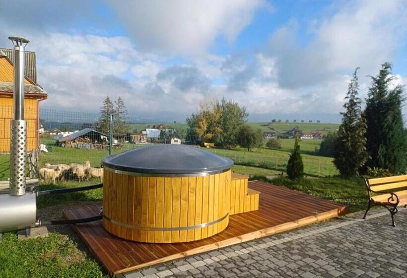 スタンダードルーム, Podhalanski Dworek Z Jacuzzi