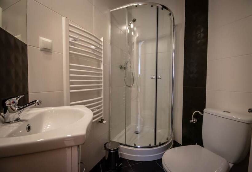 スタンダードルーム, Podhalanski Dworek Z Jacuzzi