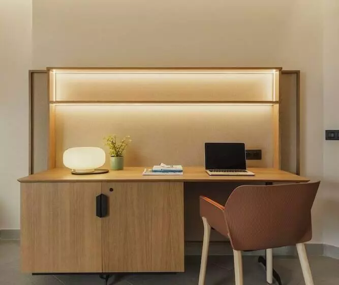 سوییت با چشمانداز دریا, Adrián Hoteles Roca Nivaria