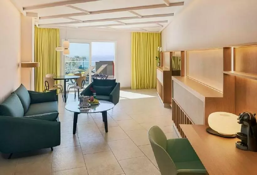 سوییت با چشمانداز دریا, Adrián Hoteles Roca Nivaria