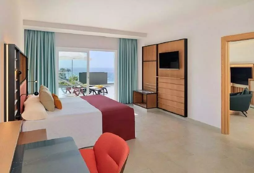 سوییت با چشمانداز دریا, Adrián Hoteles Roca Nivaria