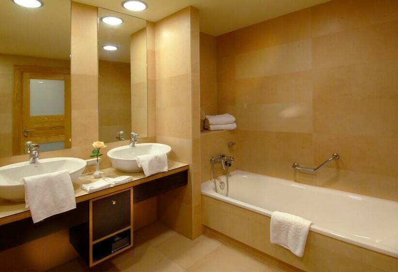 סוויטת ג'וניור, Adrián Hoteles Roca Nivaria