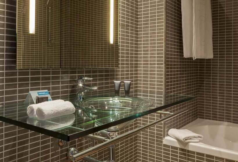 Номер Стандарт, Ac Hotel San Sebastián De Los Reyes By Marriott