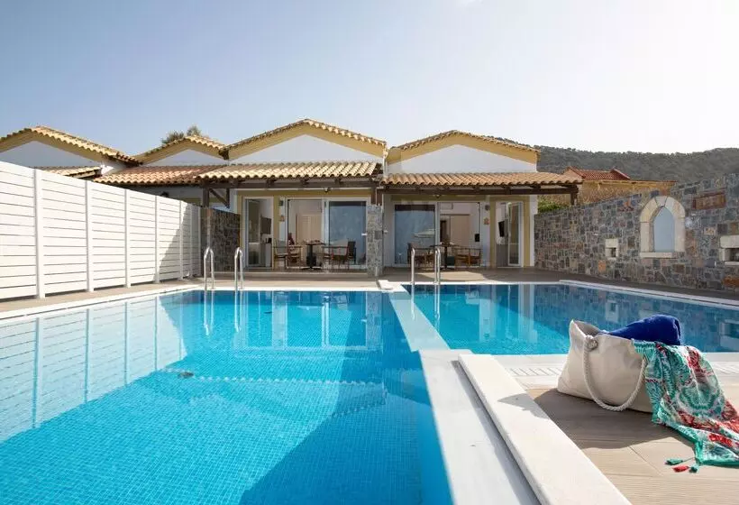 ویلای 2 خوابه با چشمانداز دریا, Alexander Beach Hotel & Village Resort