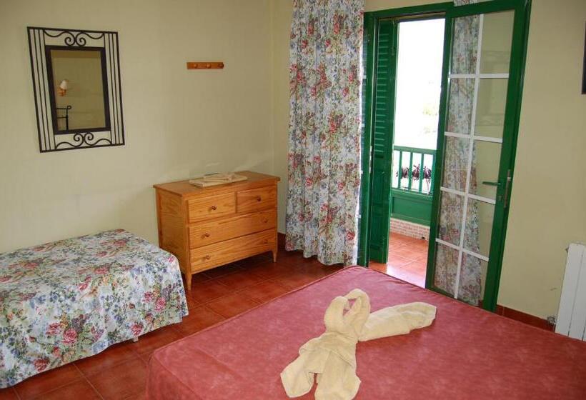 이코노미 룸, El Sombrerito