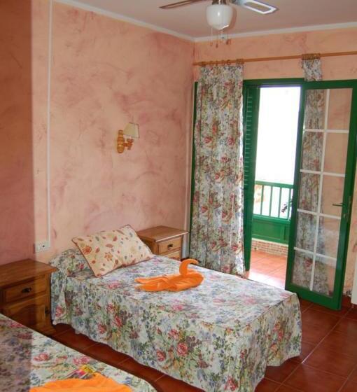 이코노미 룸, El Sombrerito