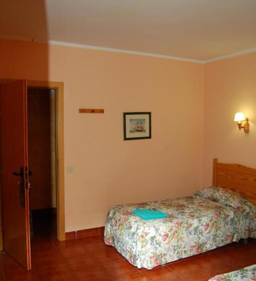 이코노미 룸, El Sombrerito