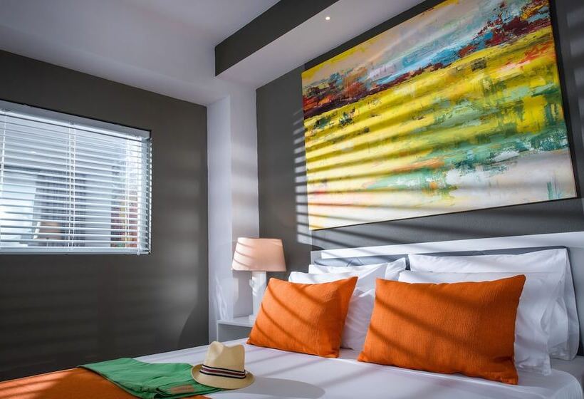 جناح جونيور, Fodele Beach Water Park Resort