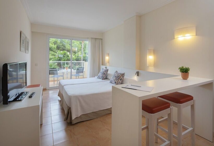 إستديو قياسى مزود بشرفة, Hm Mar Blau