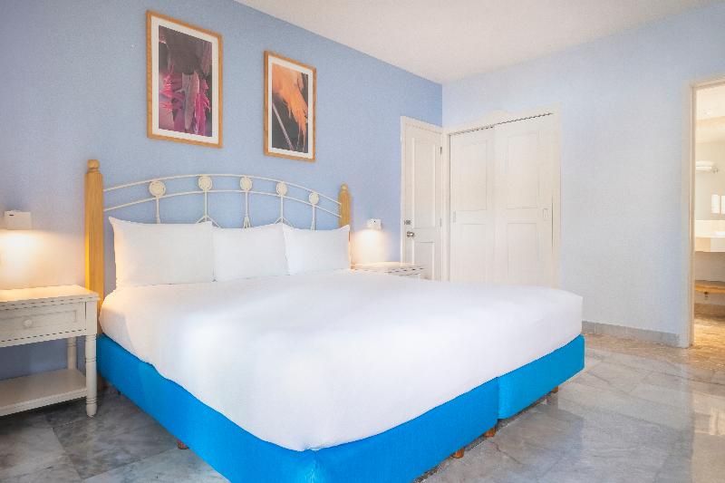 غرفة قياسية مطلّة علي حمام السباحة, Iberostar Waves Cozumel - All Inclusive