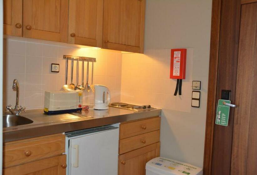 标准平房, Jardim Atlantico