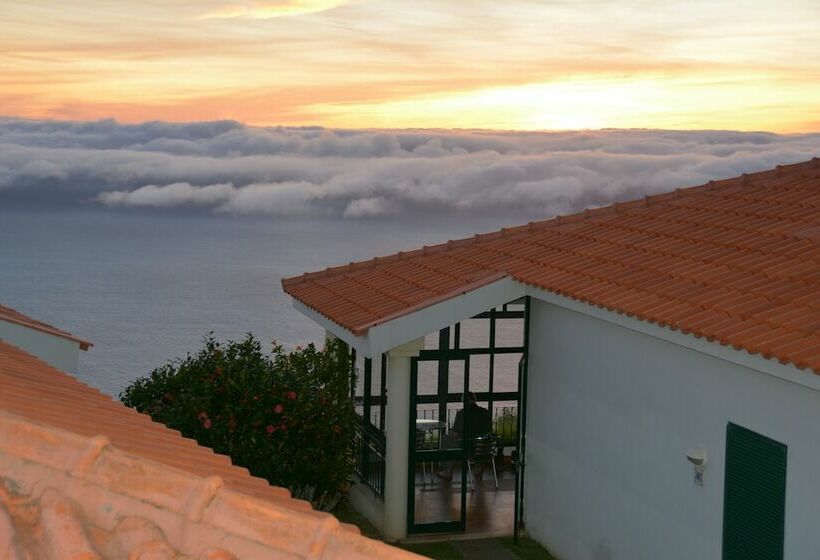 标准平房, Jardim Atlantico