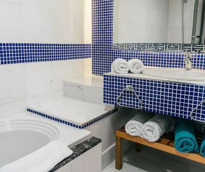 اتاق سوپریور با چشم‌انداز باغ, Minos Imperial Luxury Beach Resort & Spa Milatos