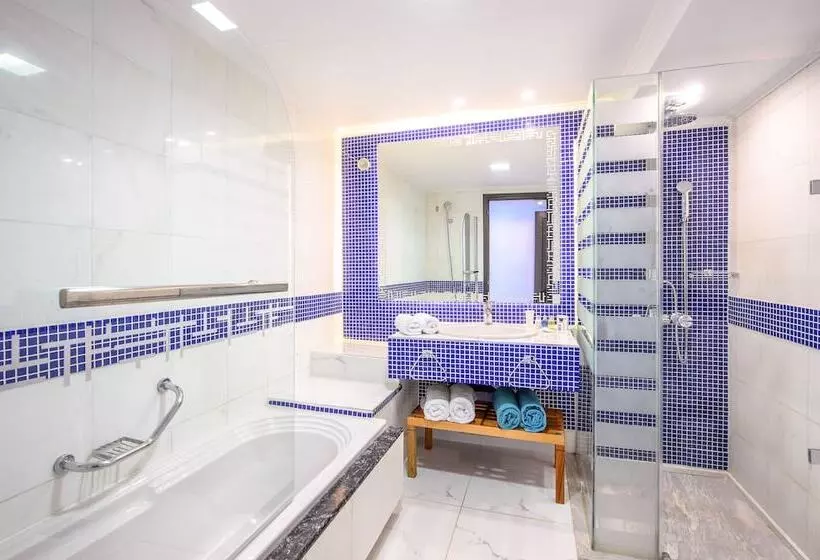 اتاق سوپریور با چشم‌انداز دریا, Minos Imperial Luxury Beach Resort & Spa Milatos