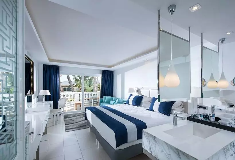سوییت با چشم‌انداز باغ, Minos Imperial Luxury Beach Resort & Spa Milatos