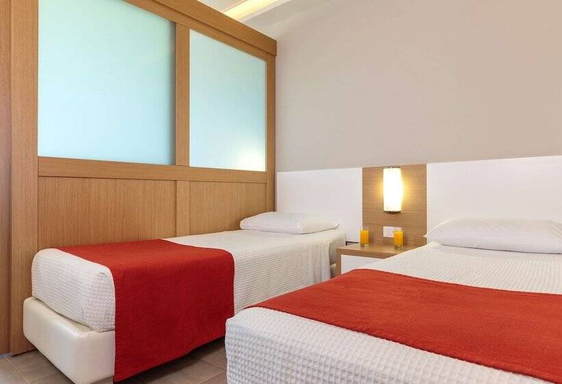 Семейный Номер Вид на Сад, Rodos Princess Beach