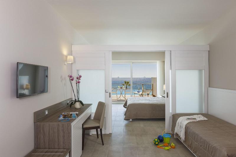 Представительский семейный номер, Rodos Princess Beach