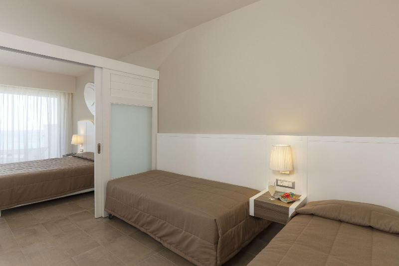 Представительский семейный номер, Rodos Princess Beach