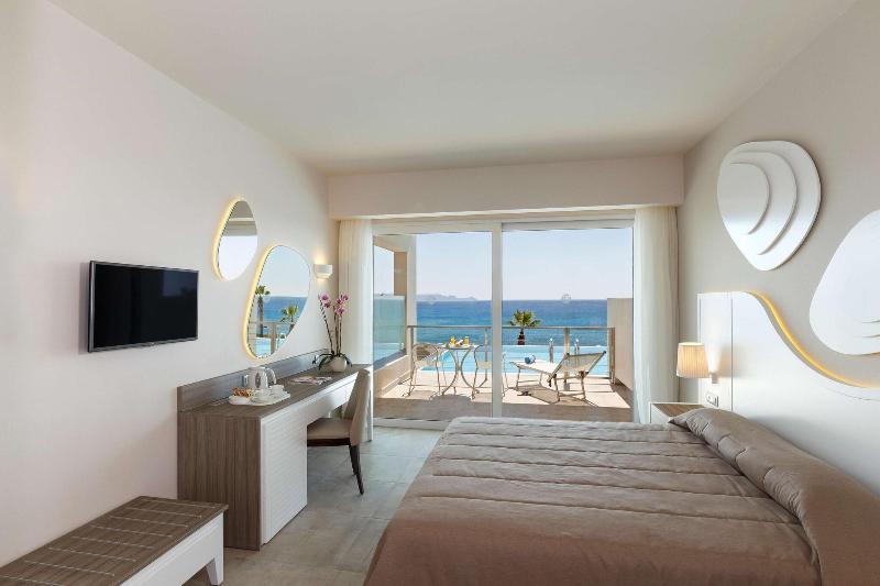 Представительский семейный номер, Rodos Princess Beach
