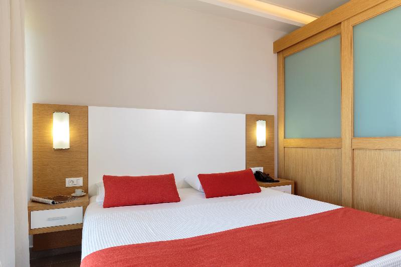 Семейный Номер Вид на Сад, Rodos Princess Beach