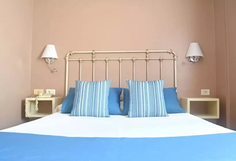 سوییت جونیور, Rf Astoria  Adults Only