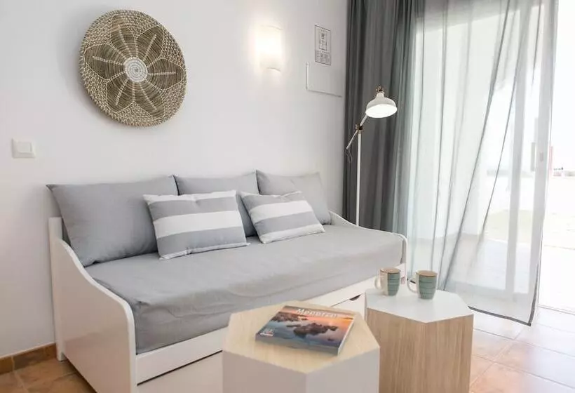 آپارتمان 1 خوابه با چشمانداز جانبی دریا, RV Hotels Sea Club Menorca