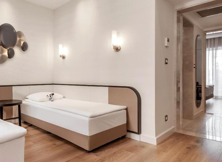Семейный Номер Вид на Горы, Akka Antedon Hotel - Premium Ultra All Inclusive