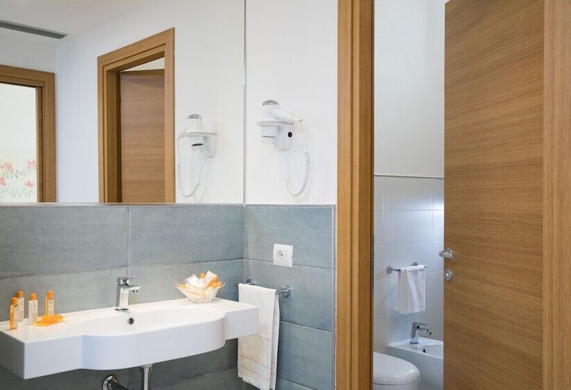 סוויטה נוף לים, Flamingo