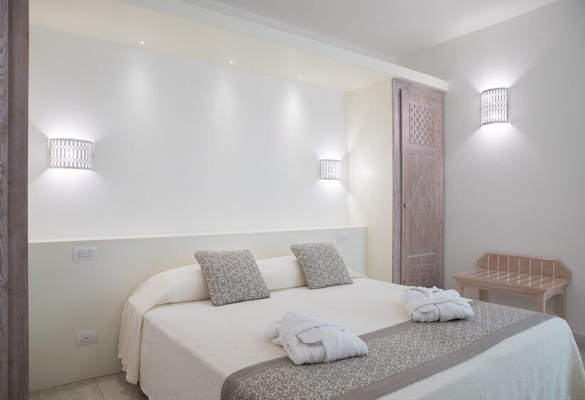 חדר אקזקיוטיב, Flamingo