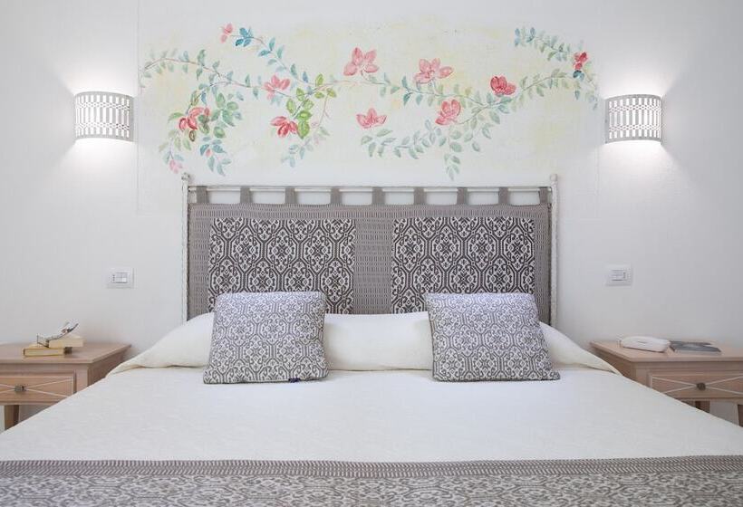 חדר אקזקיוטיב, Flamingo