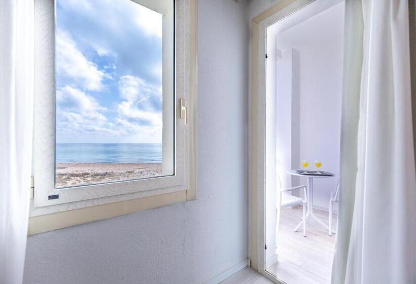 סוויטה נוף לים, Flamingo