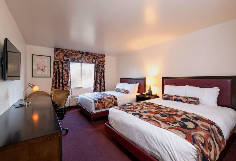 جناح, Grand Canyon Plaza