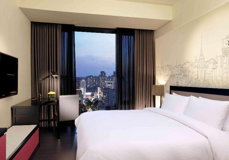 غرفة قياسية سرير كينج, Grand Canyon Plaza