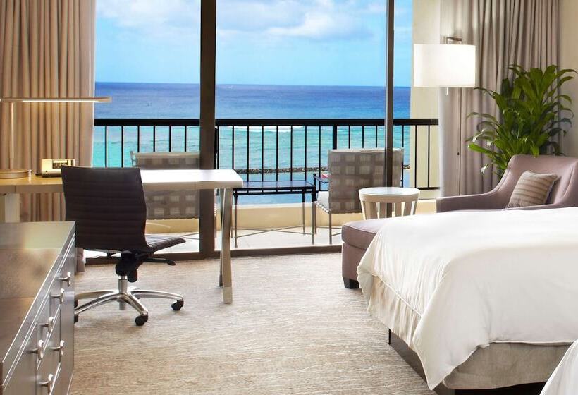 סוויטה, Hilton Hawaiian Village Waikiki Beach Resort