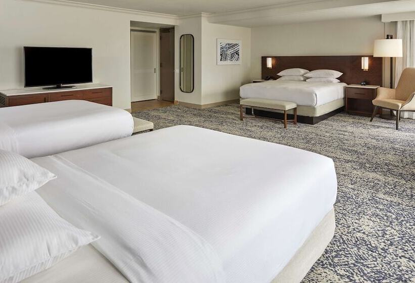 חדר משפחתי, Hilton Hawaiian Village Waikiki Beach Resort