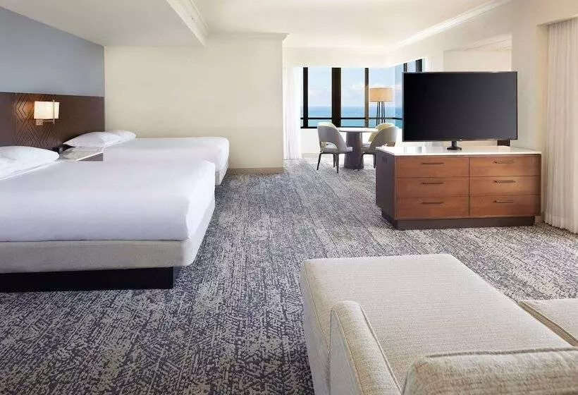 سوئیت جونیور برای معلولان, Hilton Hawaiian Village Waikiki Beach Resort