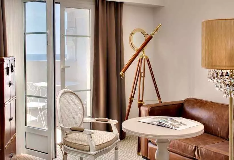 سوییت جونیور, Hilton Hawaiian Village Waikiki Beach Resort