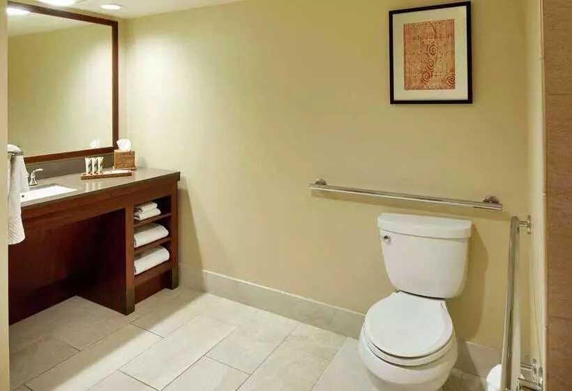 سوییت جونیور, Hilton Hawaiian Village Waikiki Beach Resort