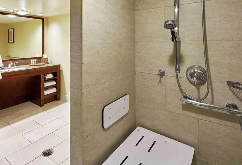 سوییت جونیور, Hilton Hawaiian Village Waikiki Beach Resort