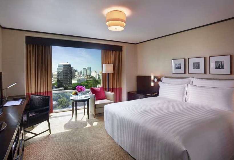 מיטת קינג בסוויטה, Hilton Hawaiian Village Waikiki Beach Resort