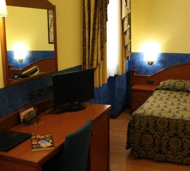 标准单人间, Majestic