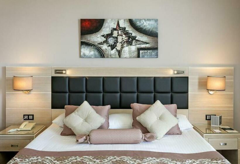 سوییت جونیور, Miracle Resort