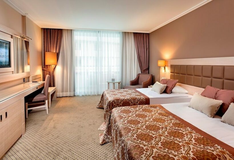 اتاق استاندارد, Miracle Resort