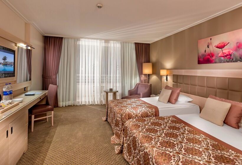 اتاق استاندارد, Miracle Resort