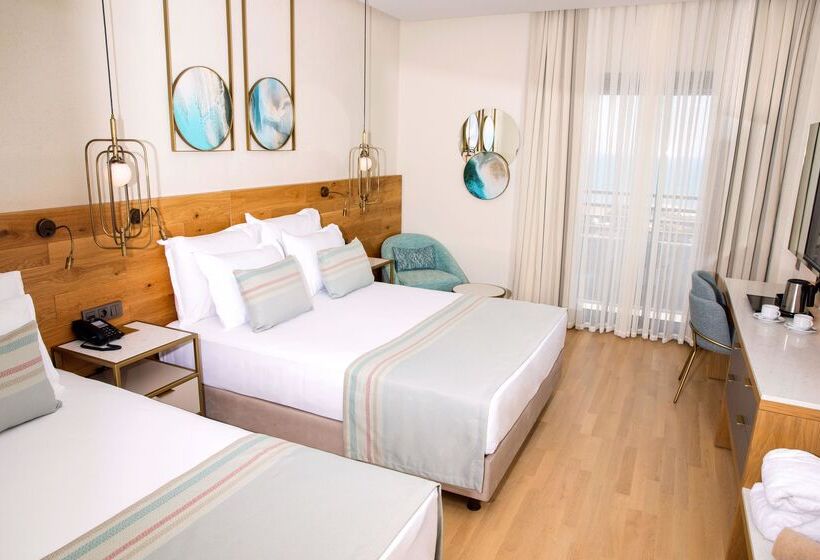 اتاق سوپریور با چشمانداز دریا, Miramare Beach Hotel Ultra All Inclusive