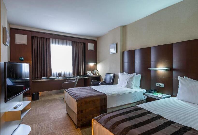 Deluxe Room, Point Hotel Taksim